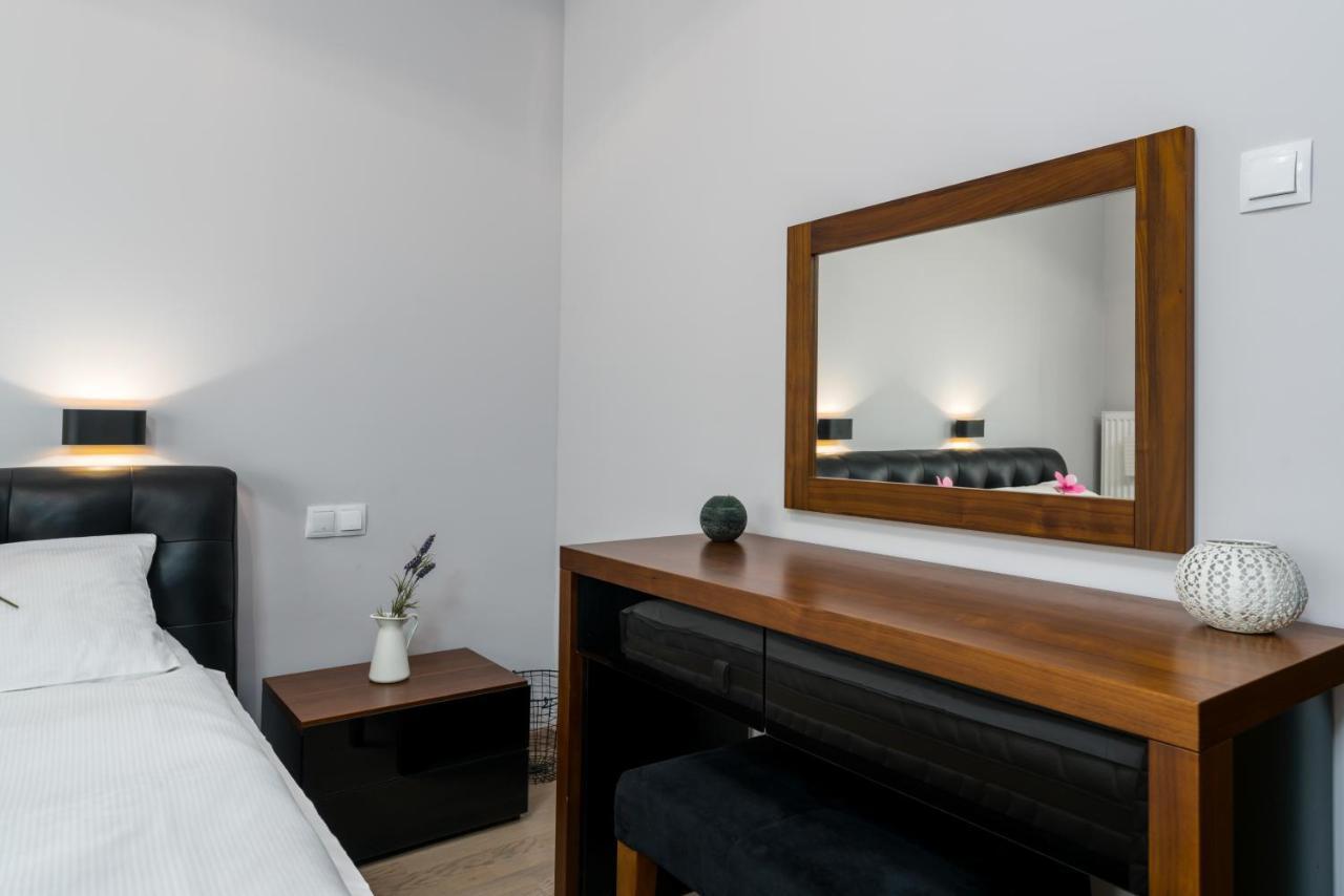 Apartments Poznan Towarowa By Noclegi Renters Экстерьер фото