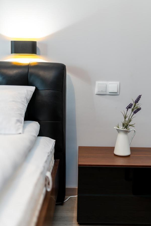 Apartments Poznan Towarowa By Noclegi Renters Экстерьер фото