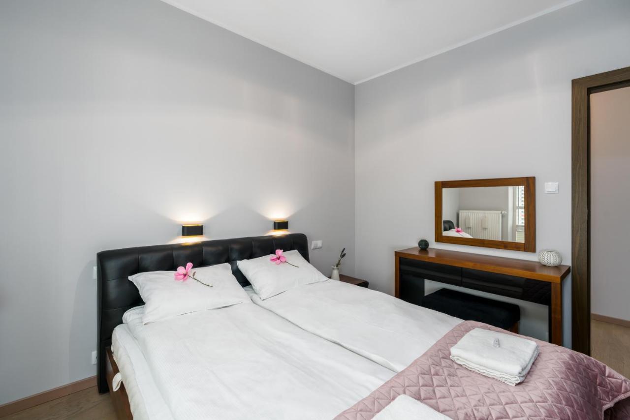 Apartments Poznan Towarowa By Noclegi Renters Экстерьер фото